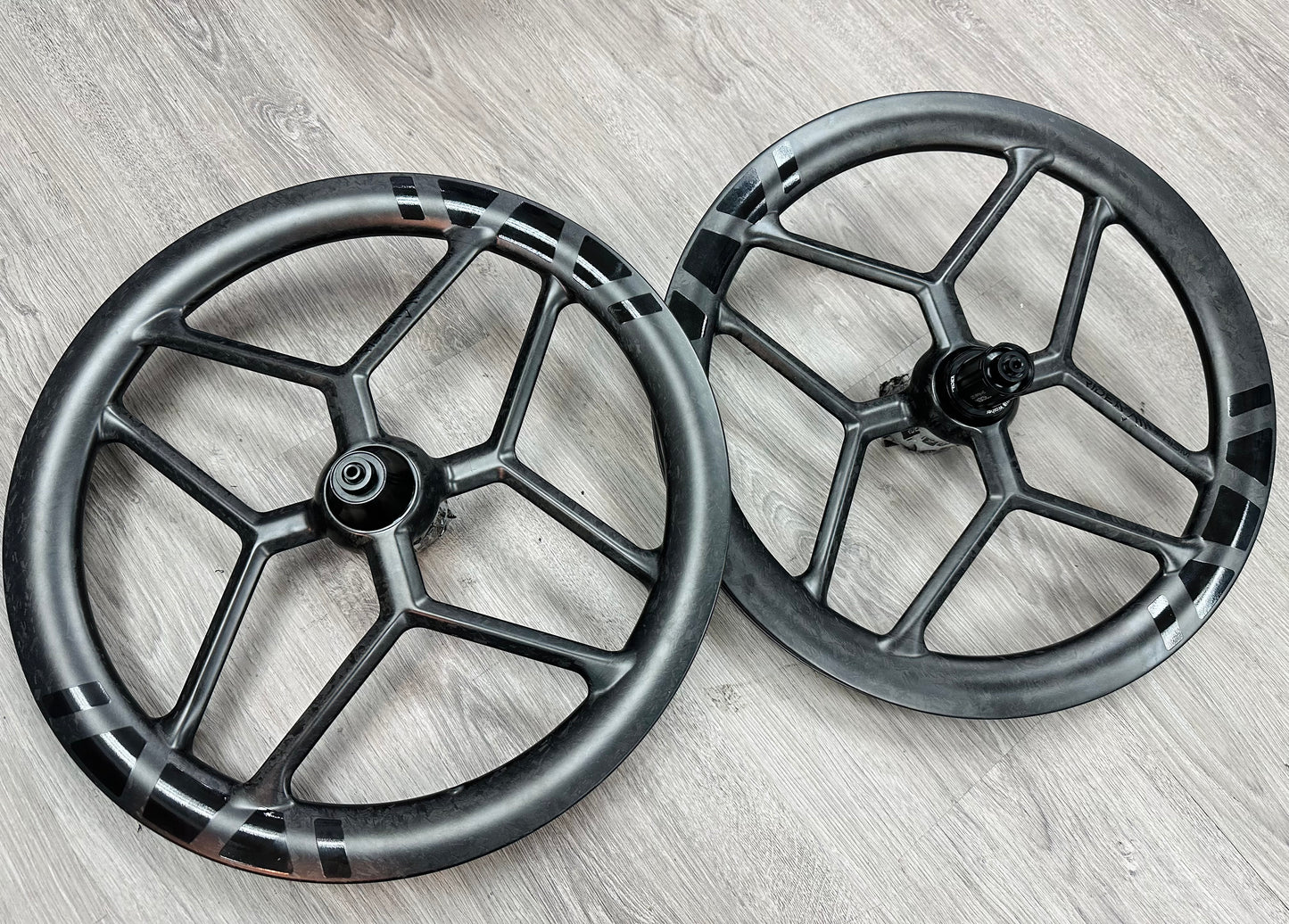 RIDEA - PRISM "Wing" Carbon Wheels - Birdy C38 D406 星棱刀輪組 12速