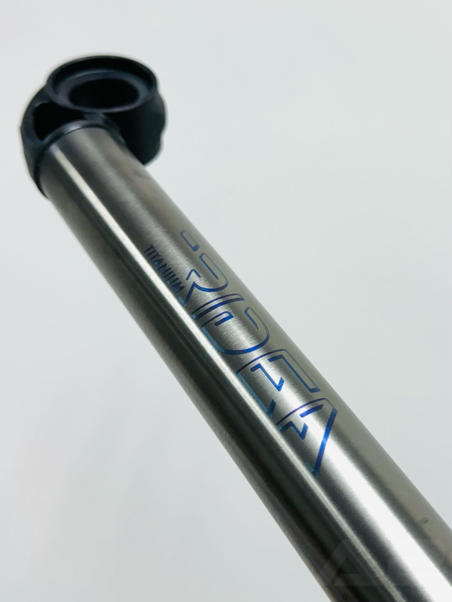 RIDEA - Titanium Seatpost (Matte-Ti edition) 鈦合金座管 鍍鈦霧面 系列