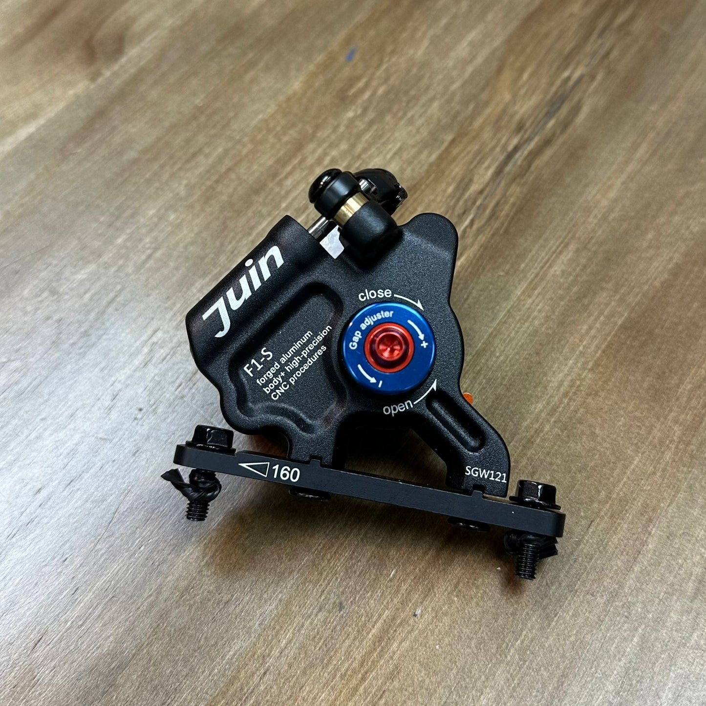 JuinTECH - "F1-S" Hybrid Hydraulic Disc Brake 整合式油壓碟煞