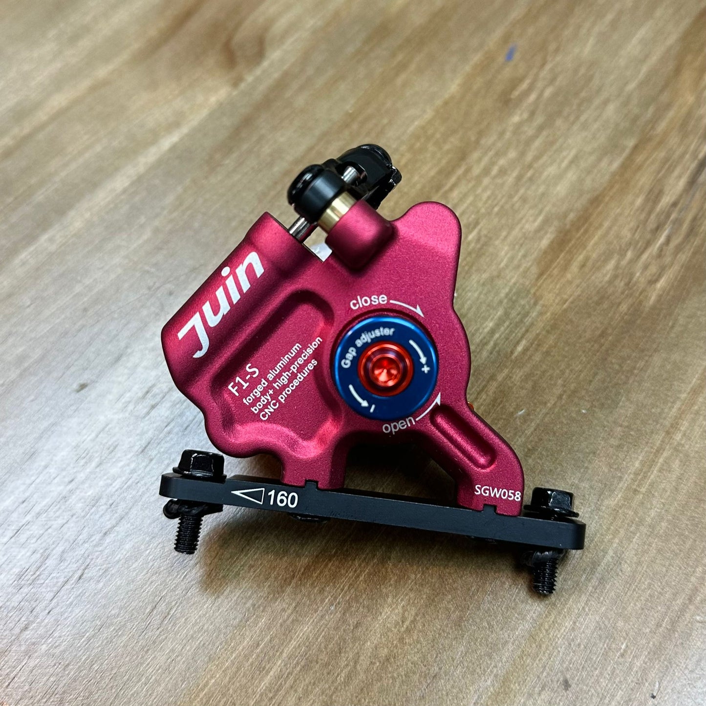 JuinTECH - "F1-S" Hybrid Hydraulic Disc Brake 整合式油壓碟煞