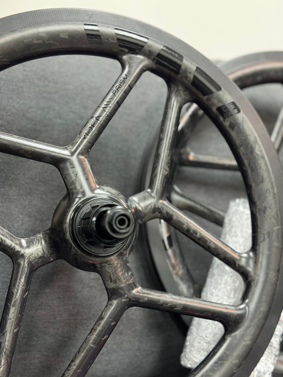 RIDEA - PRISM “Wing” Carbon Wheels - Bromtpon C35 ISO 349 小布 星棱刀輪組 7速
