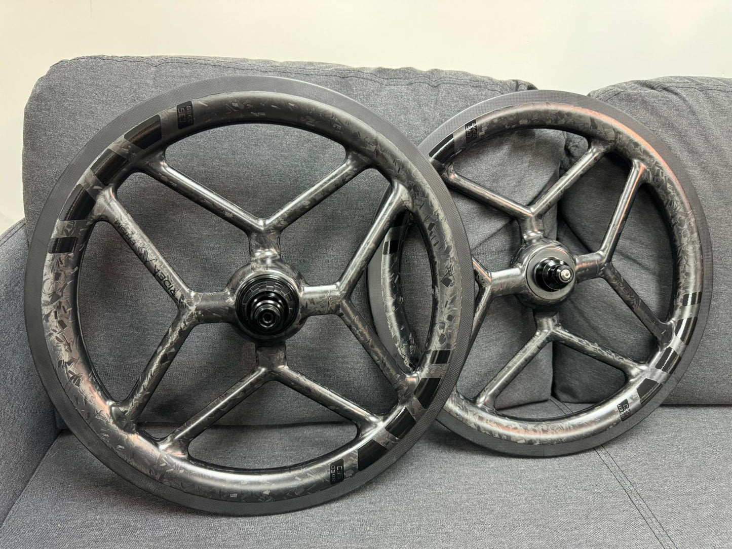 RIDEA - PRISM “Wing” Carbon Wheels - Bromtpon C35 ISO 349 小布 星棱刀輪組 7速